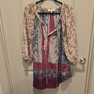 Black Rainn Women's Multicolor Top